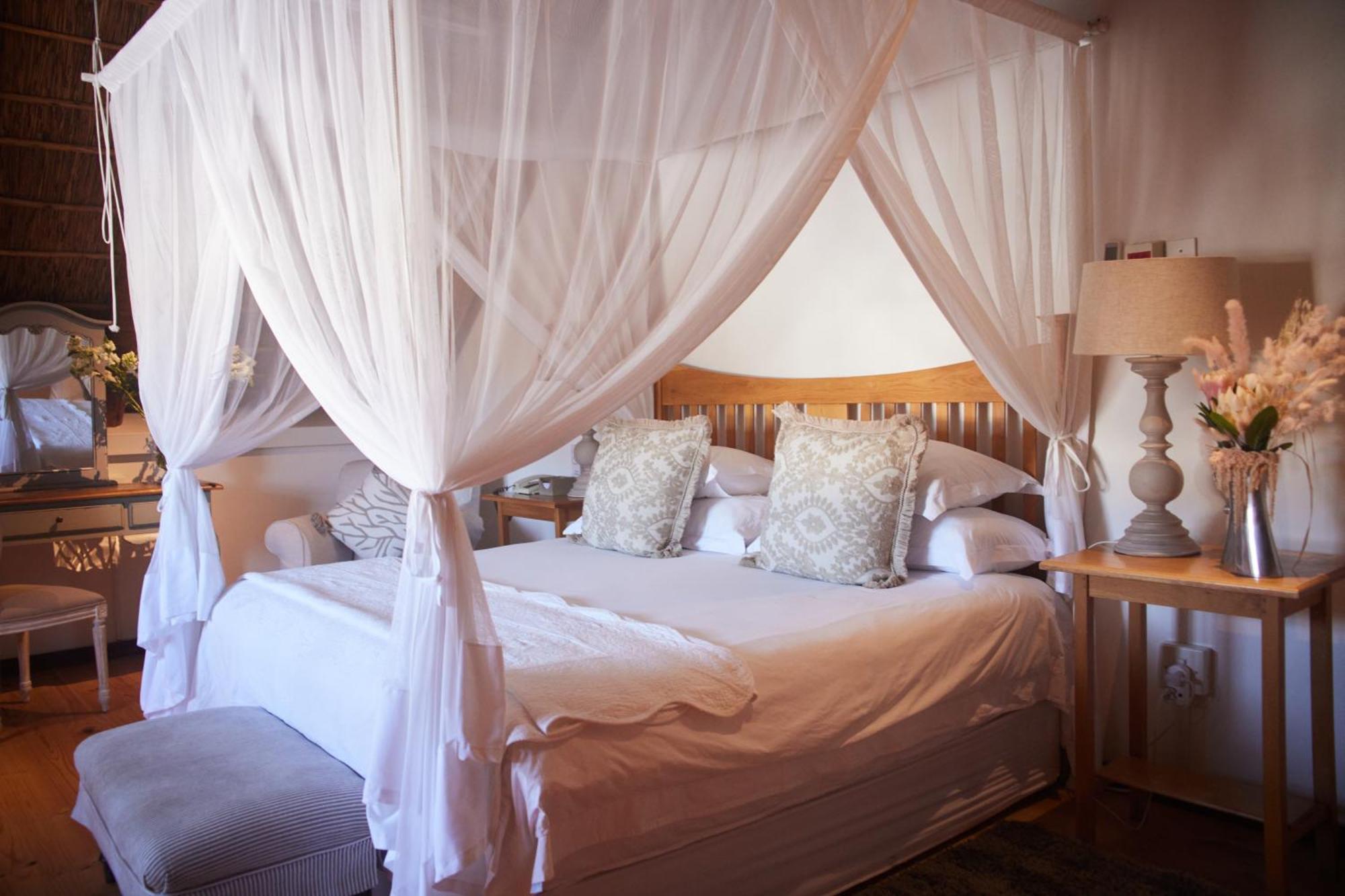 Klein Waterval Riverside Lodge フランシュホーク エクステリア 写真